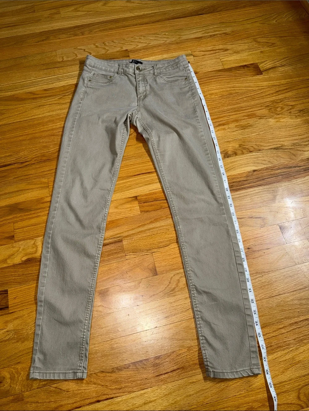 H&M Women's Skinny Jeans in Light Gray - Picture 7 of 10
